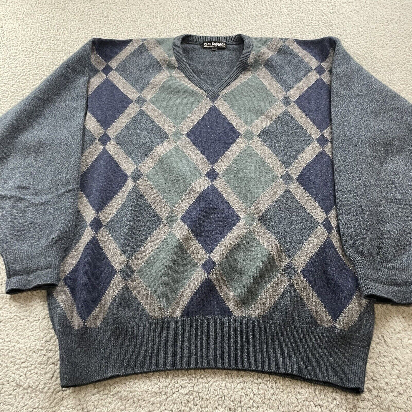 Clan douglas cashmere outlet sweater